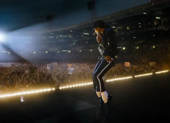 Jaafar Jackson interpretando a Michael Jackson en la película de 2026. Leyenda: Jaafar Jackson, sobrino de Michael, protagoniza la esperada cinta.