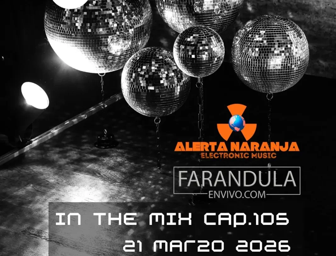 ALERTA NARANJA Cesar Master DJ en primer plano durante el programa semanal de música electrónica en Bogotá.